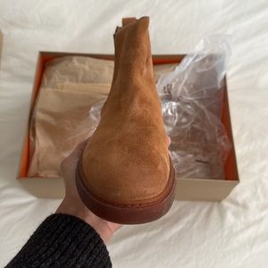 Gentle Souls by Kenneth Cole Nyle Chelsea Boot in Luggage - 10 M (US)